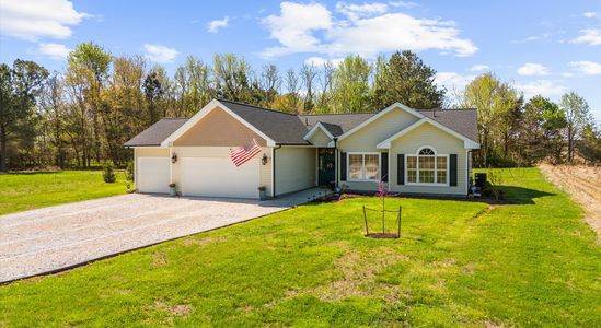 02-JMRealEstatePhotos_2265 Jenkins Creek Rd - 2