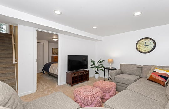 family room 2