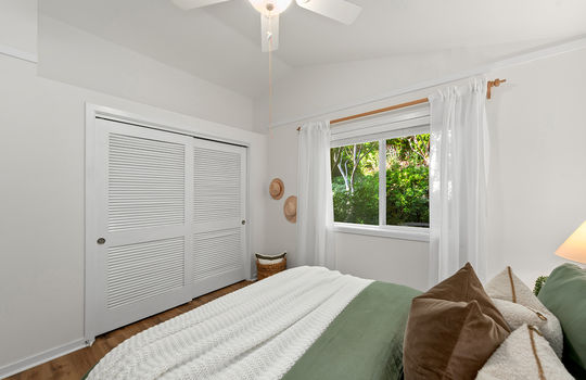 bedroom 1b
