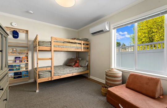 bedroom 1b