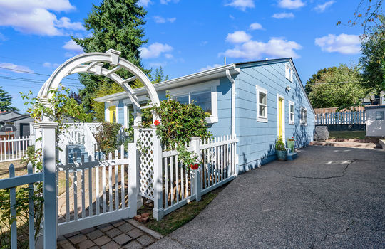 exterior 5