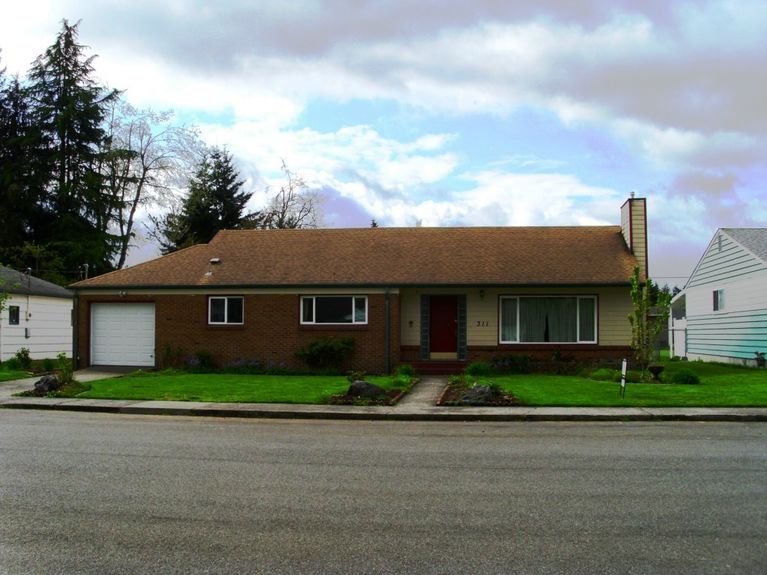 311 Pinehurst Dr SE, Tumwater, WA 98501