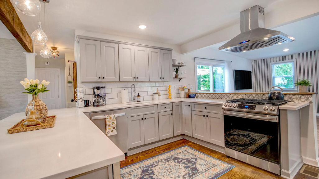 25 Seaman Rd -Kitchen 3