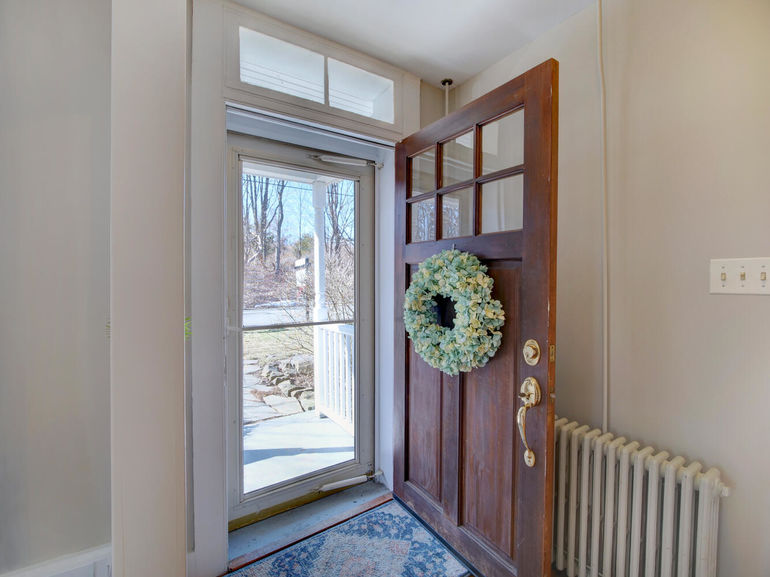 44 White Birch Rd Morris-Foyer