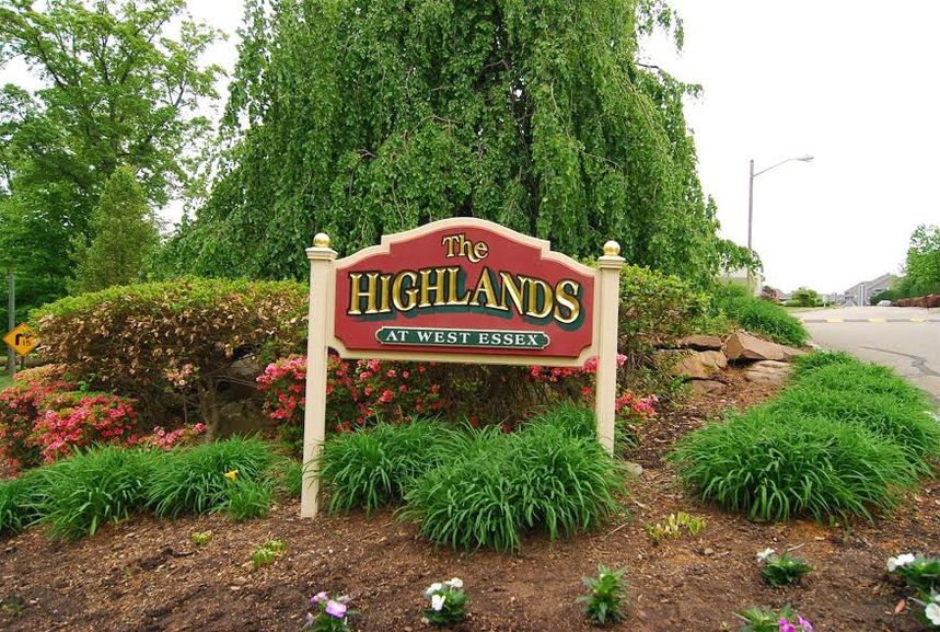 Highlands sign