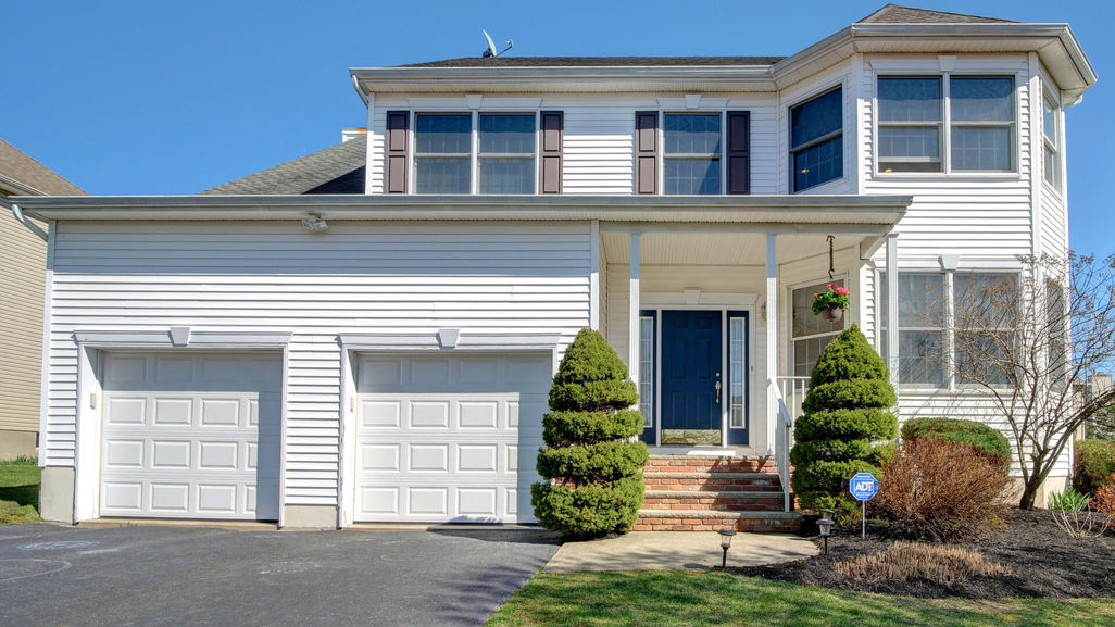 front close up no drieway