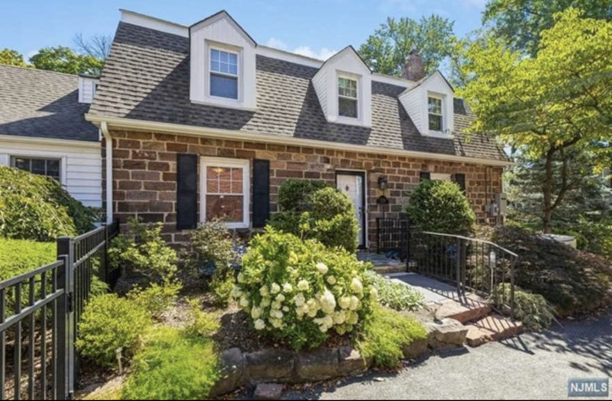 Bought with ABC of Real Estate: 519 Wyndham Dr Teaneck NJ