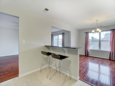 30 Gracie Rd East Hanover NJ-large-011-015-Kitchen-1333×1000-72dpi
