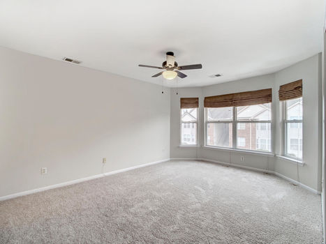 30 Gracie Rd East Hanover NJ-large-019-014-Bedroom-1335×1000-72dpi