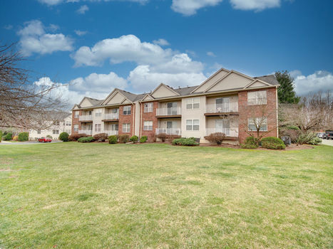 30 Gracie Rd East Hanover NJ-large-022-024-Exterior Back-1335×1000-72dpi