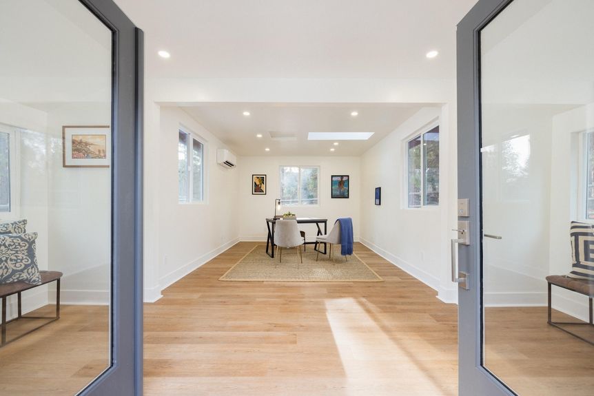 Stylish custom separate office accessory structure with modern design and plenty of natural light in remodeled home for open house in Valhalla Heights, Bend, Oregon. Spacious 300 sq ft for your work or creative needs