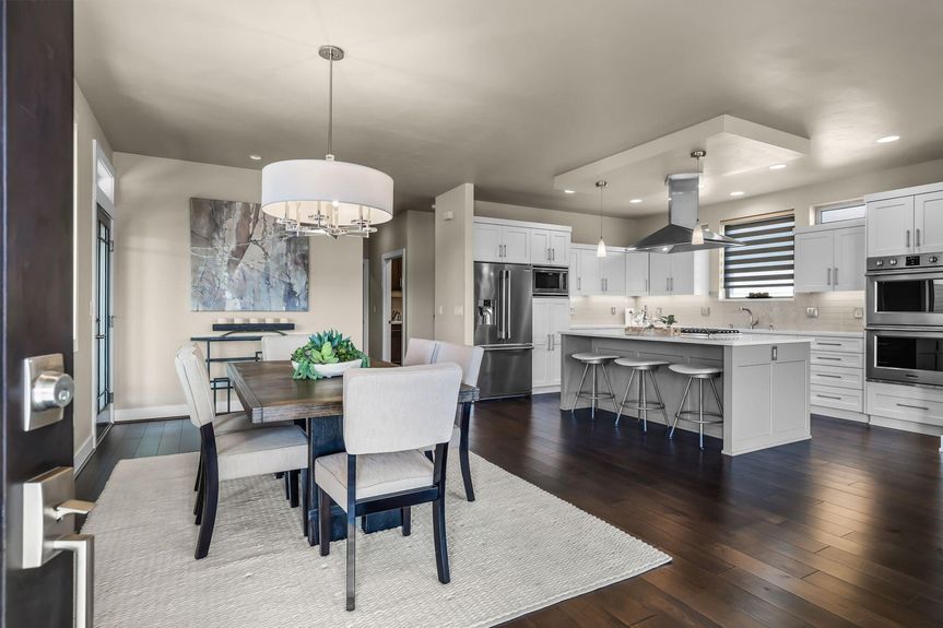 20230428051444217074000000-o