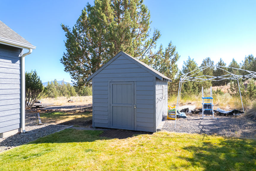 Central-Oregon-Powell-Butte-5-Acre-Property-Cascade-Smith-Rock-Views