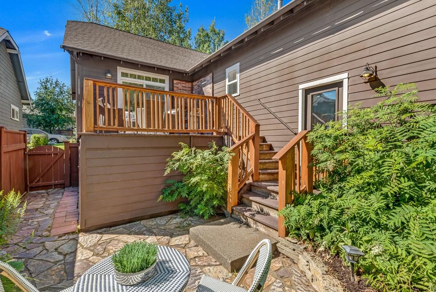 19394 SW Laurelhurst Way Bend Oregon Westside Home Tiffany Vasquez 7