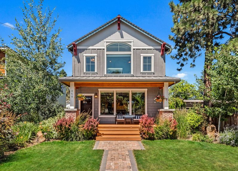 454 NE Burnside Ave Bend Oregon Tiffany Vasquez Realtor