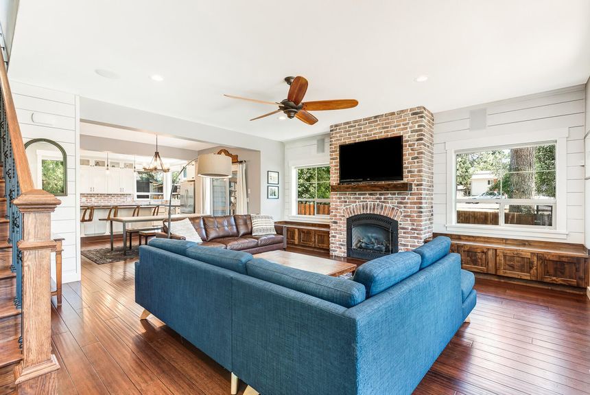 454 NE Burnside Ave Bend Oregon Tiffany Vasquez Realtor2