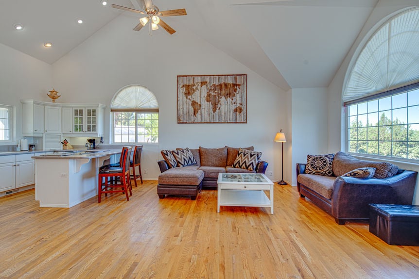 Central-Oregon-Powell-Butte-5-Acre-Property-Cascade-Views