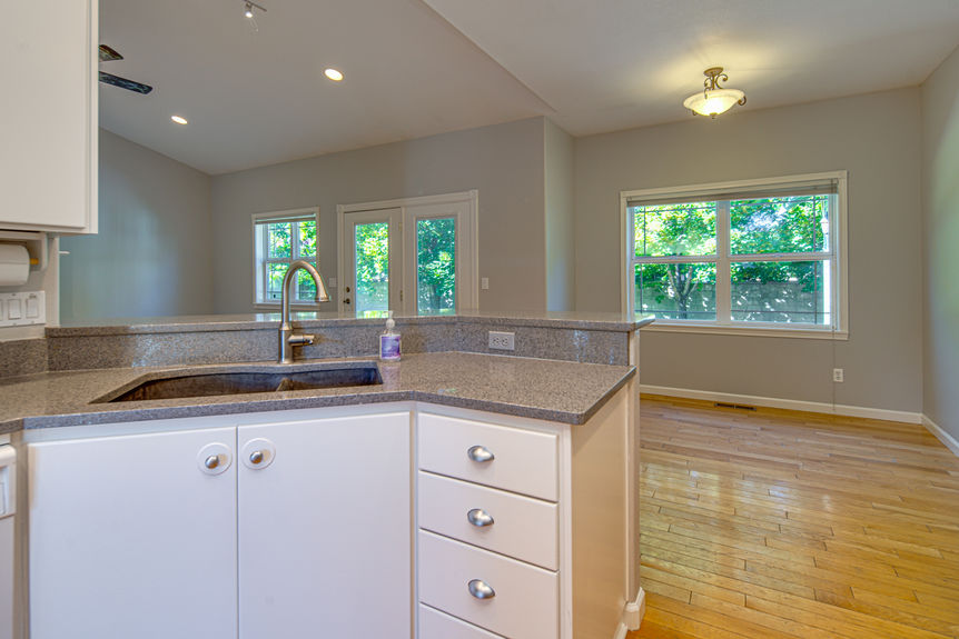 63341 Brightwater Drive Bend Oregon Mountain View15