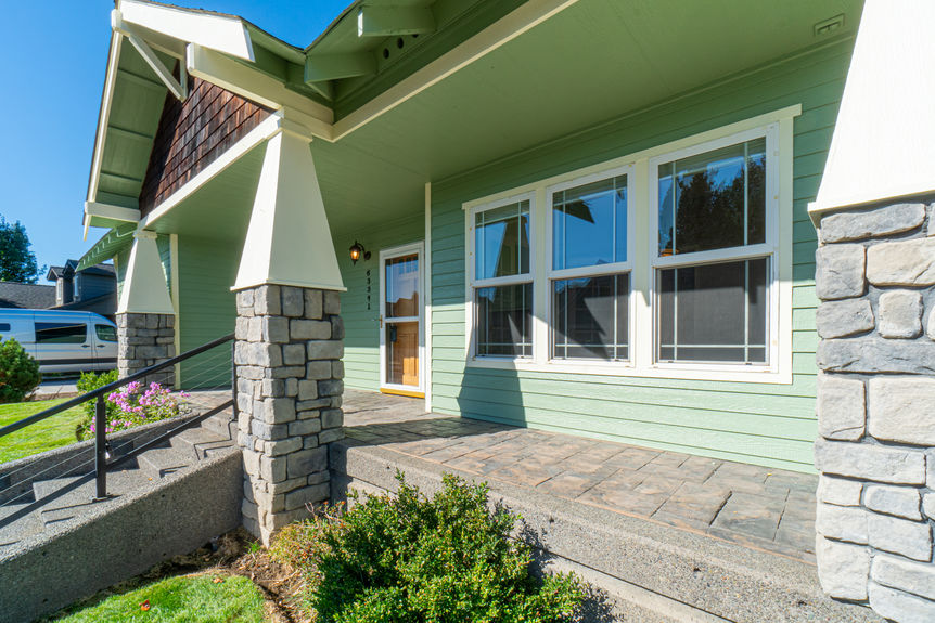 63341 Brightwater Drive Bend Oregon Mountain View3