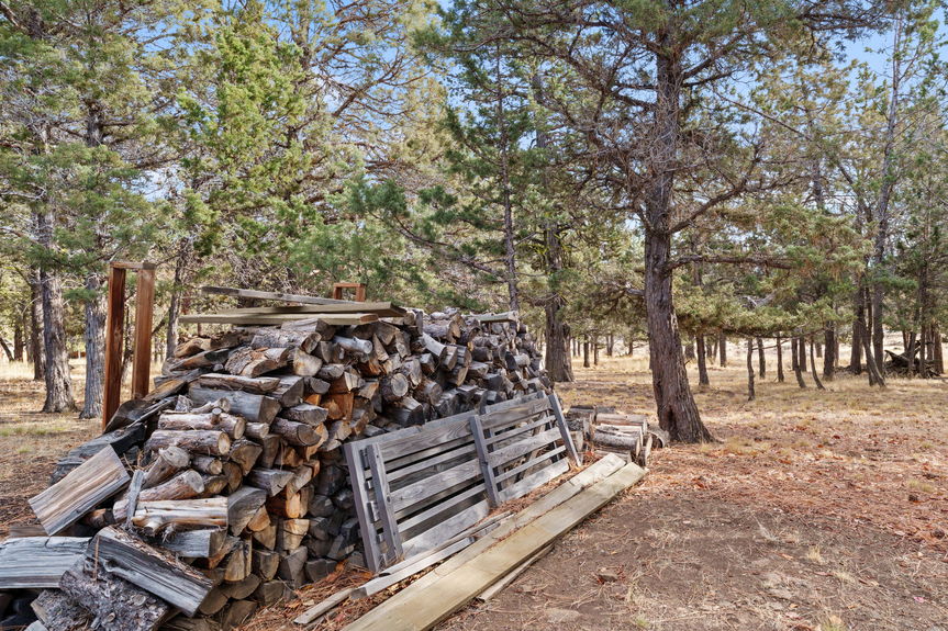 16045 Fox Ridge Tiffany Vasquez Bend Real Estate Bend Oregon LifeinBend50-web-or-mls-Riley Visuals-51