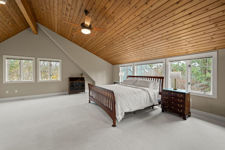16045 Fox Ridge Tiffany Vasquez Bend Real Estate Bend Oregon LifeinBend69-web-or-mls-Riley Visuals-70