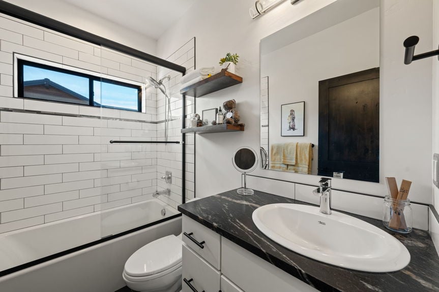 20350 Rock Canyon Rd bend14