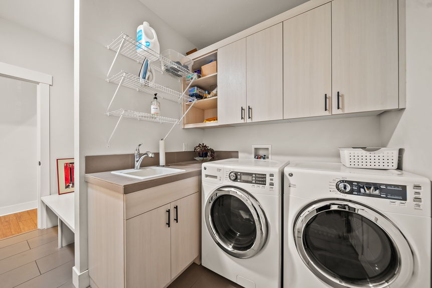 2446 NW Drouillard Ave Bend 15-web-or-mls-Riley Visuals-15