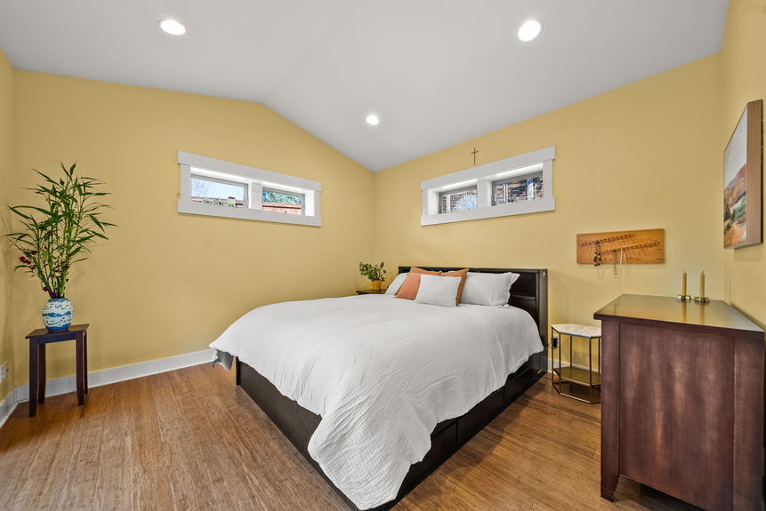 2446 NW Drouillard Ave Bend 17-web-or-mls-Riley Visuals-17