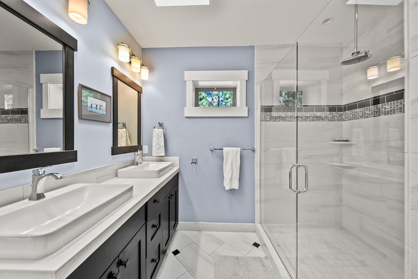 2446 NW Drouillard Ave Bend 19-web-or-mls-Riley Visuals-19