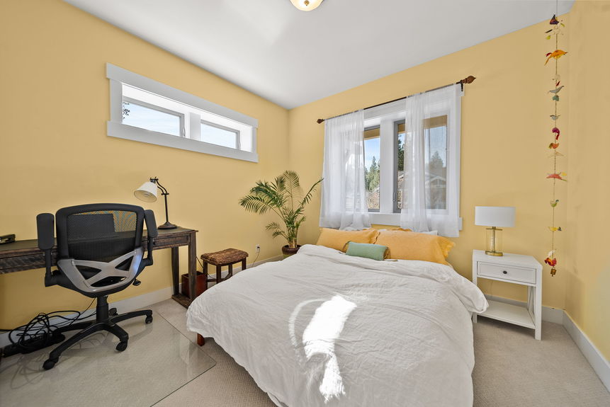 2446 NW Drouillard Ave Bend 2-web-or-mls-Riley Visuals-2