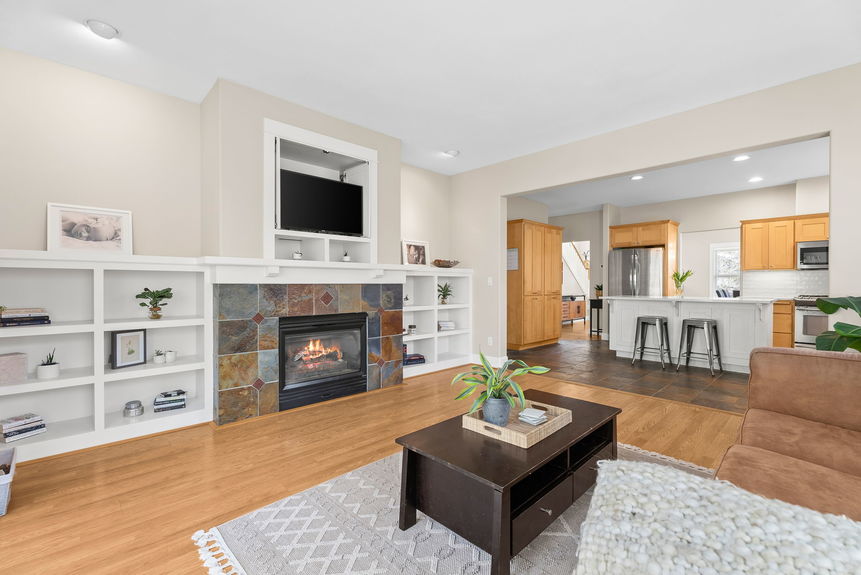 2443 NW Awbrey Rd Bend Tiffany Vasquez46-web-or-mls-Riley Visuals-46