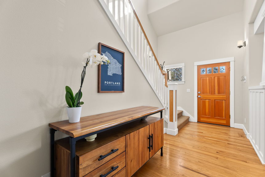 2443 NW Awbrey Rd Bend Tiffany Vasquez48-web-or-mls-Riley Visuals-48