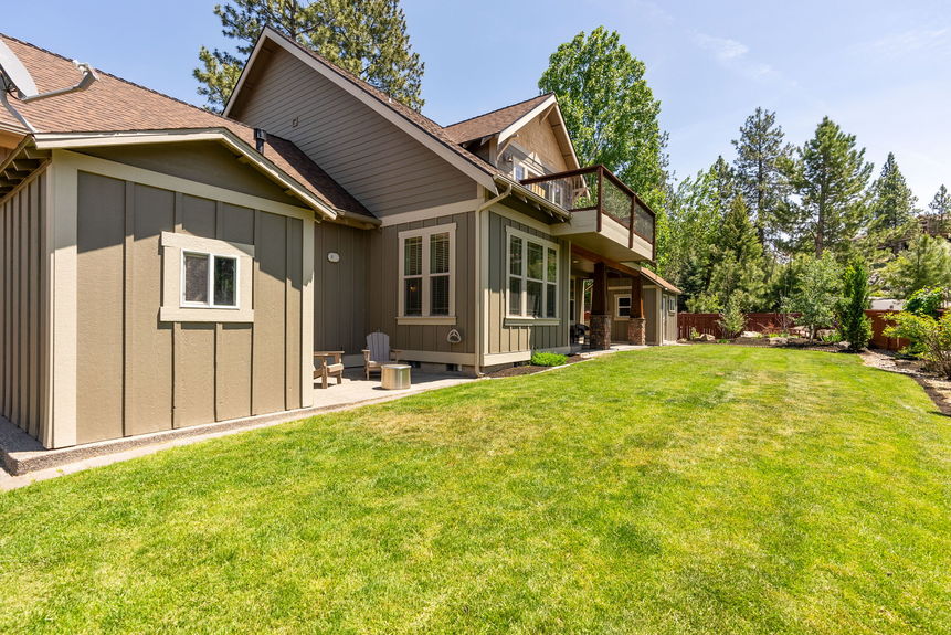 2287 NW Meadow Ct Bend16-web-or-mls-Riley Visuals-16