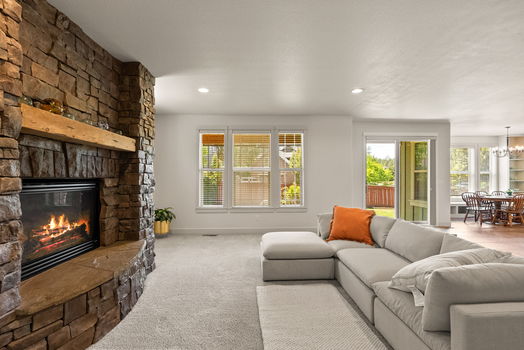2287 NW Meadow Ct Bend32-web-or-mls-Riley Visuals-32