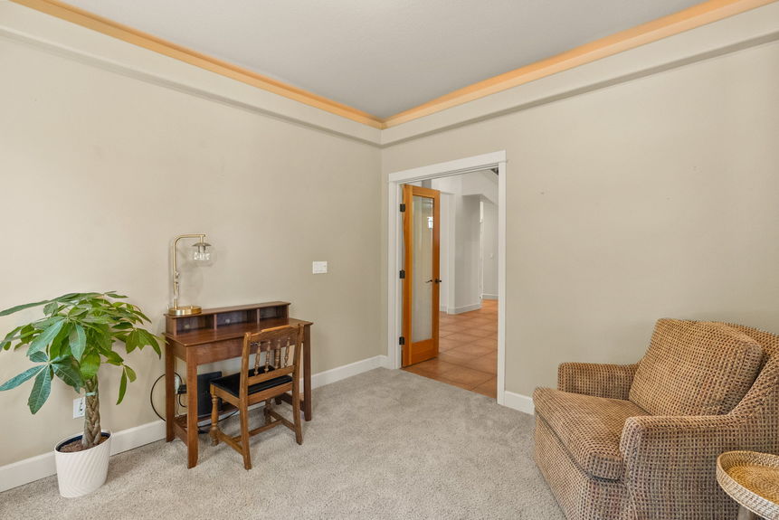 2287 NW Meadow Ct Bend36-web-or-mls-Riley Visuals-36