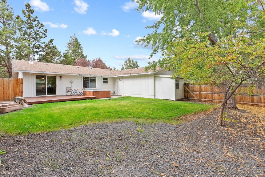 2858 NE Canyon Park Dr Bend OR32