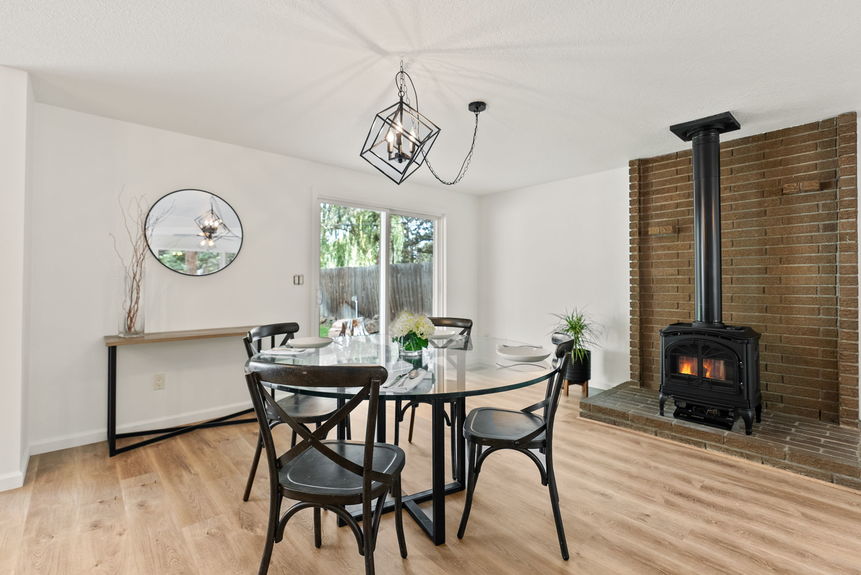 2858 NE Canyon Park Dr Bend OR48