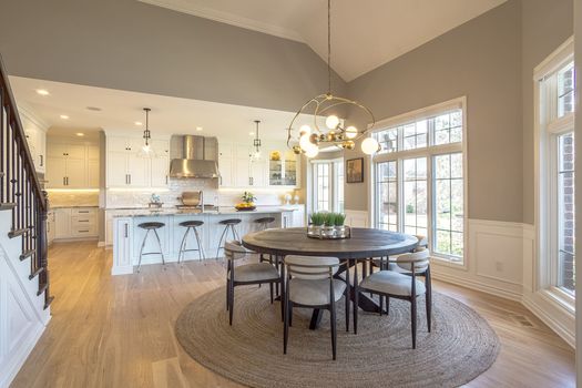 Ann Arbor Listings 300 and up