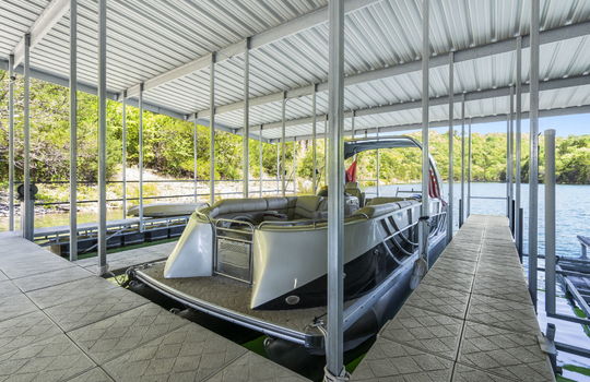 53-web-or-mls-HWJ00051_Dock Boat Slip