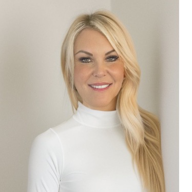 Lynn Reed a Real Estate Agent