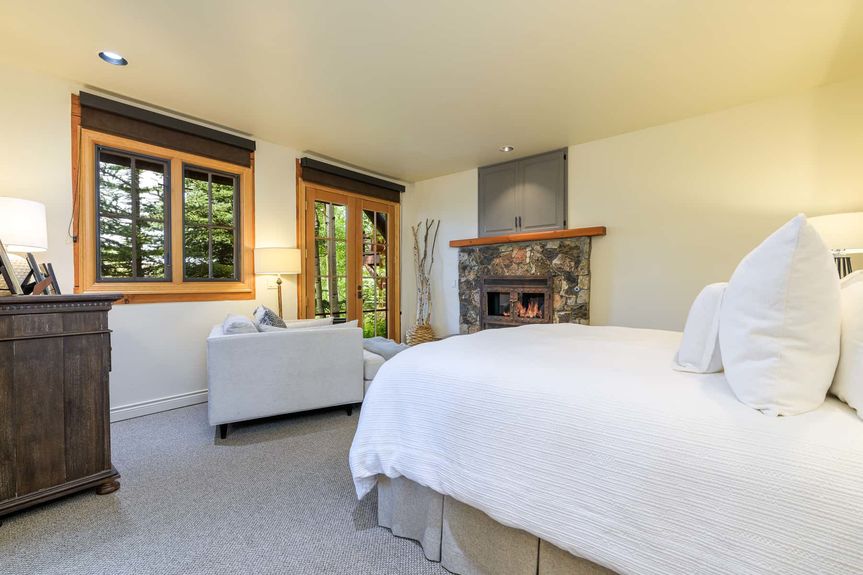 105 SUNNYRIDGE PLACE &#8211; Gallery Img 10