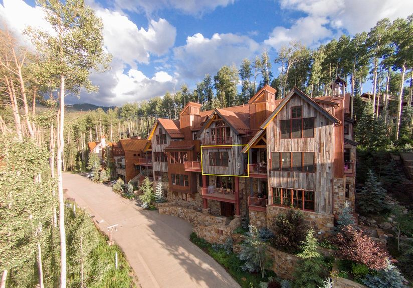 12 TRAILS EDGE LANE Featured Image