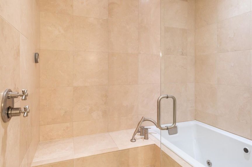 12 TRAILS EDGE LANE Gallery Image 9