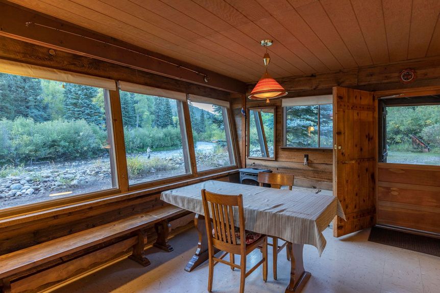 26569 County Road Gallery Image 11