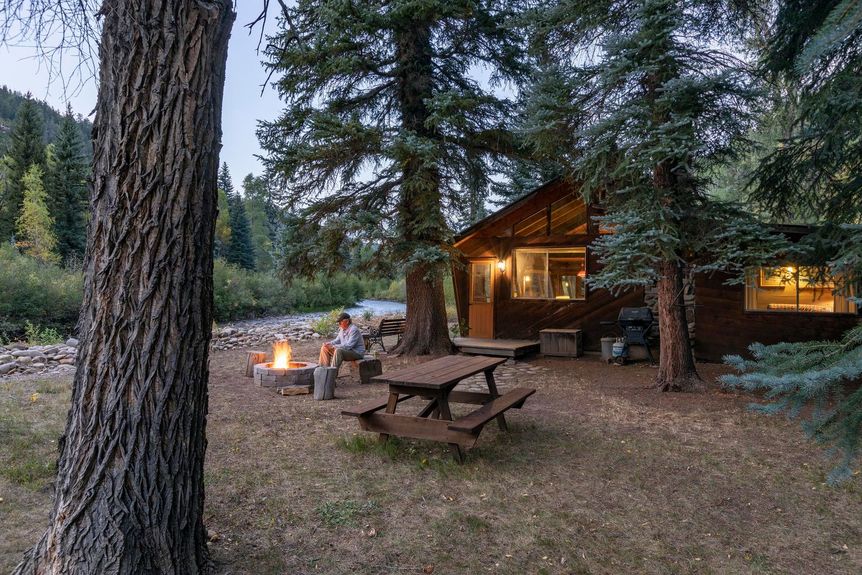 26569 County Road Gallery Image 4