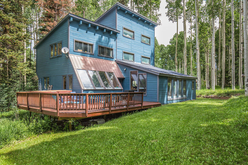 268 Deer Park Lane Featured Img