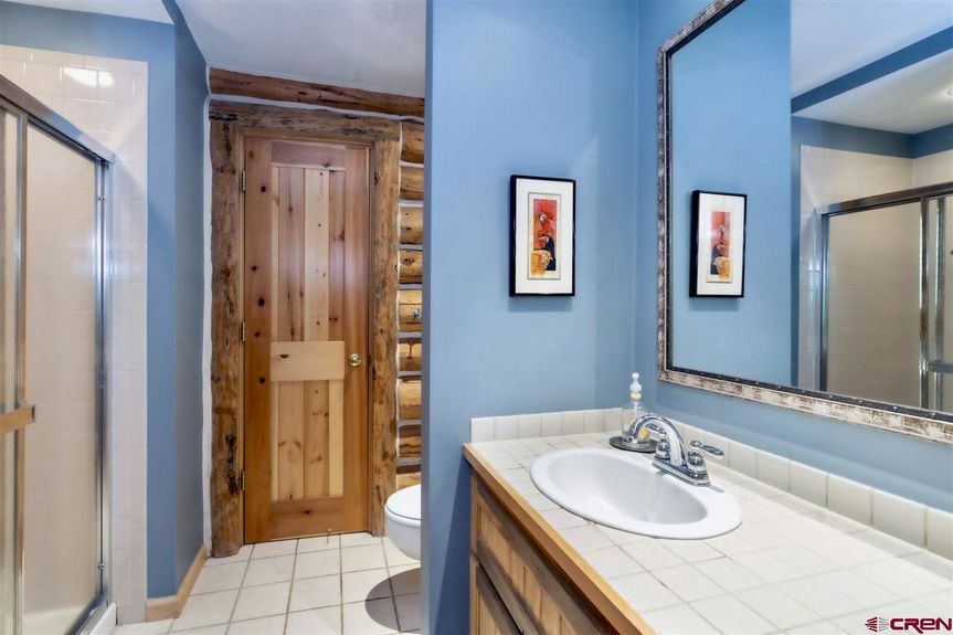 301 QUAKEY LANE Gallery Image 11