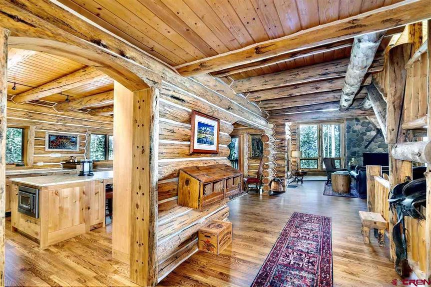 301 QUAKEY LANE Gallery Image 3