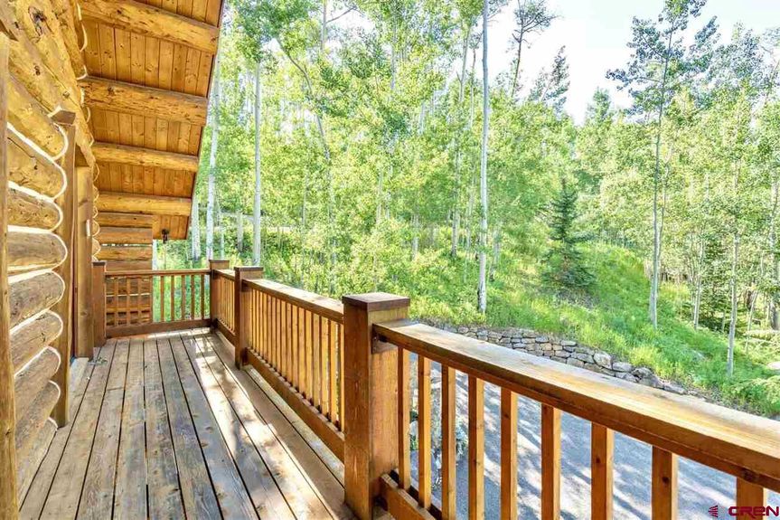 301 QUAKEY LANE Gallery Image 9