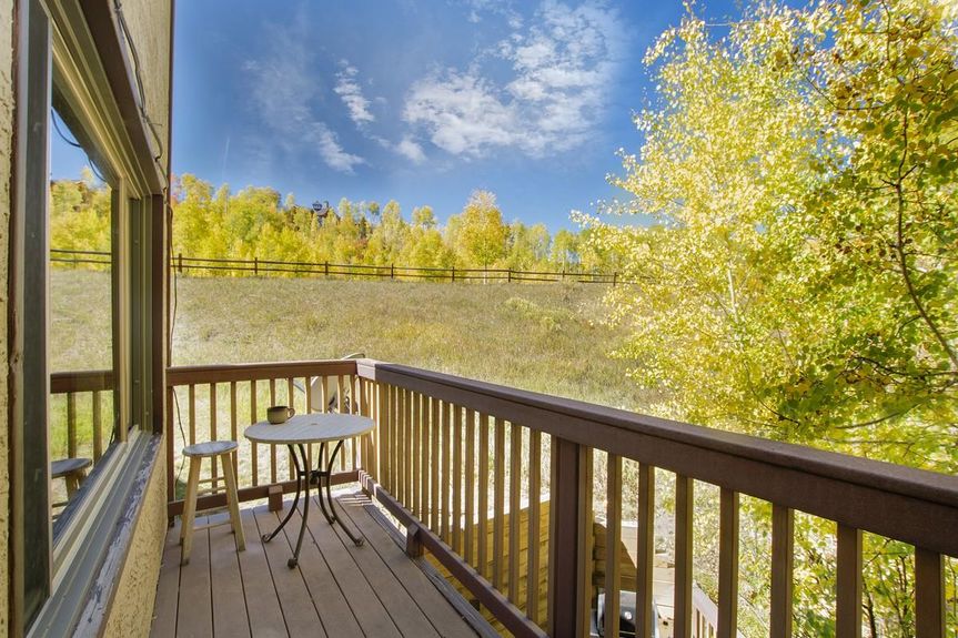 308 Adams Ranch Rd Gallery Image 4